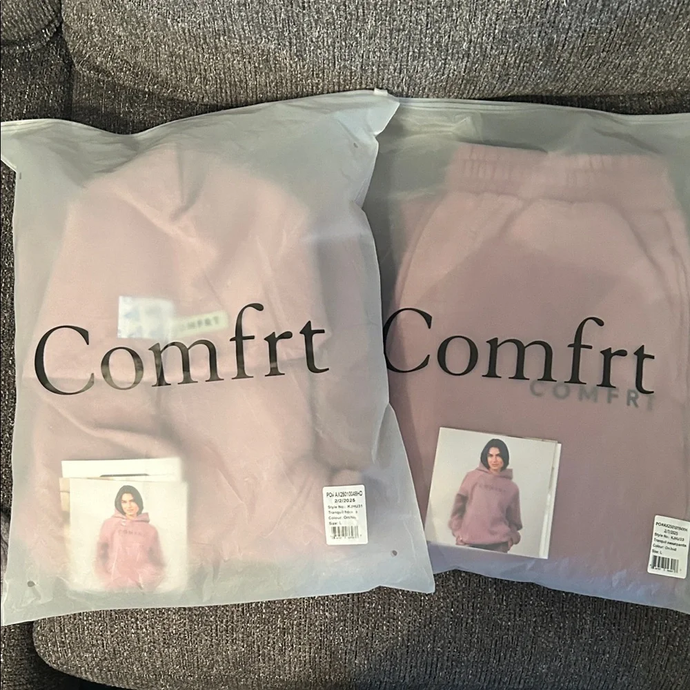 COMFRT Women's Tranquil Orchid Hoodie and Sweatpants - Picture 5 of 7
